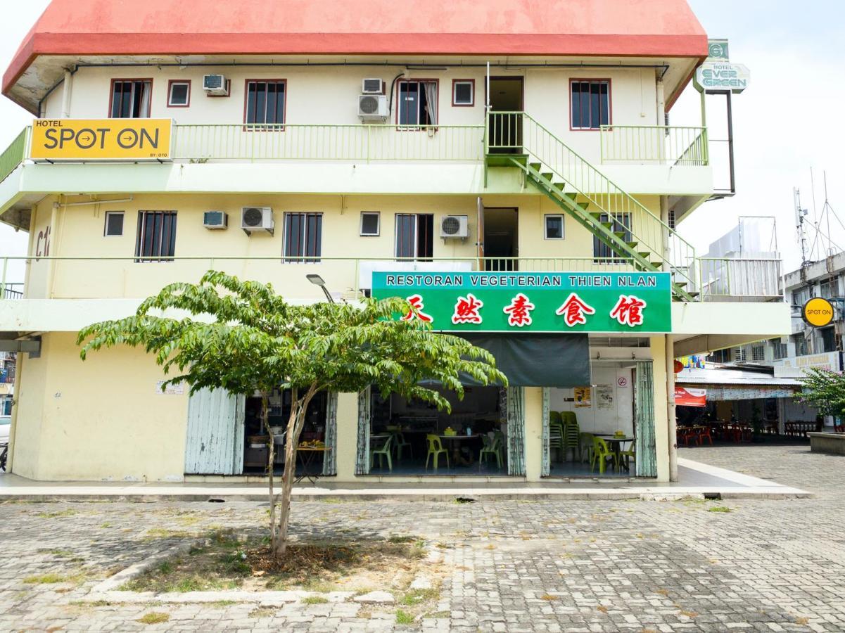 Spot On 89582 Evergreen Hotel Keningau Luaran gambar